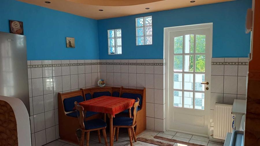 Apartament cu 2 camere decomandat în Vasile Aaron