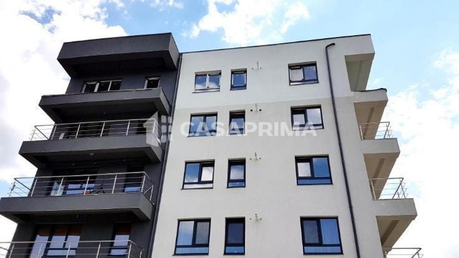 Proprietar inchiriez apartament 2 camere + parcare  - 9