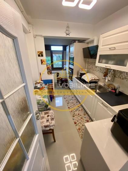 Apartament cu 2 camere decomandat în Cug