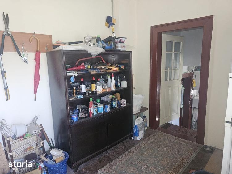 Casă cu Teren 1000 Mp în Stâlpeni