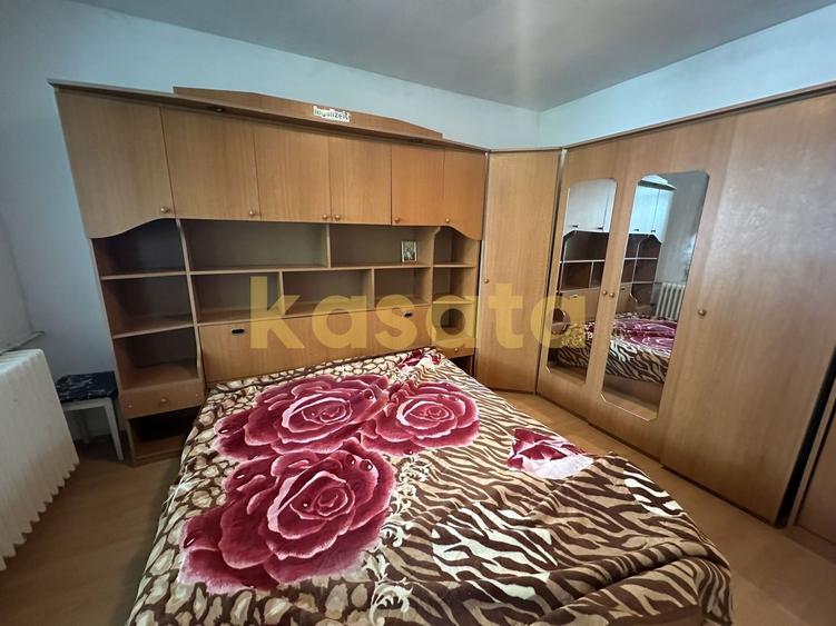 Apartament cu 3 camere decomandat, mobilat în Drumul Taberei