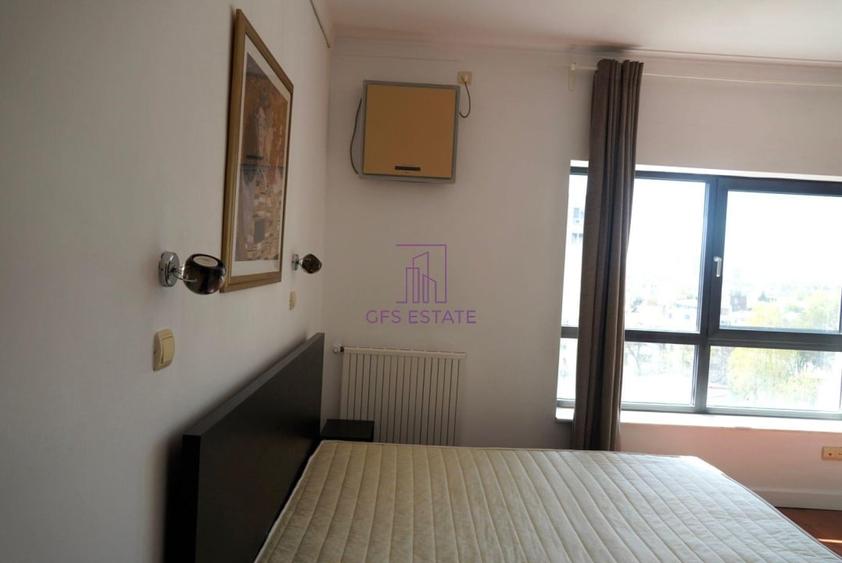 Apartament cu 3 camere în Tei