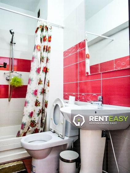 Apartament cu 3 camere în Podul de Fier