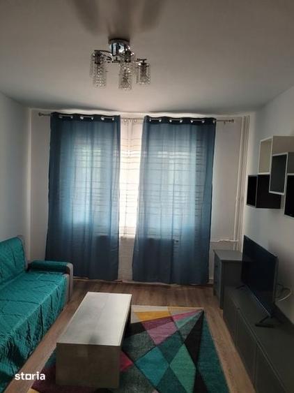 Inchiriez apartament 2 camere zona nord - 1