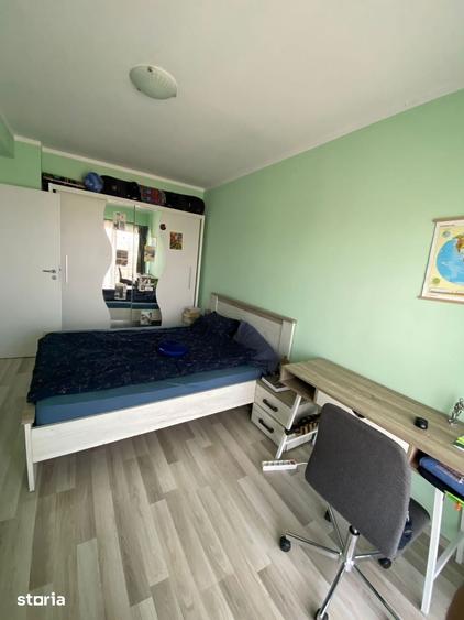 Apartament cu 3 camere în Mărăști