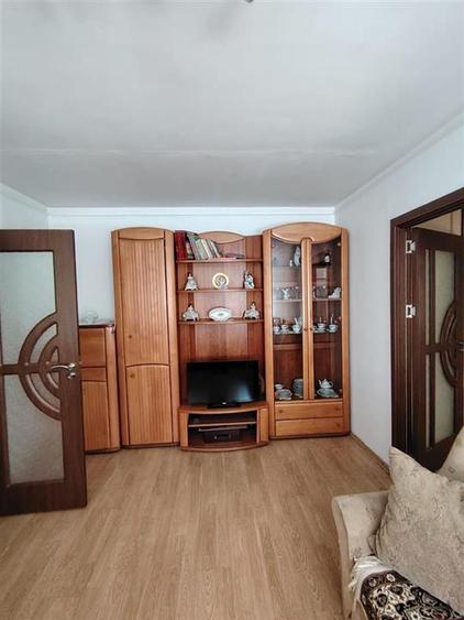 Apartament cu 2 camere semidecomandat în Ultracentral