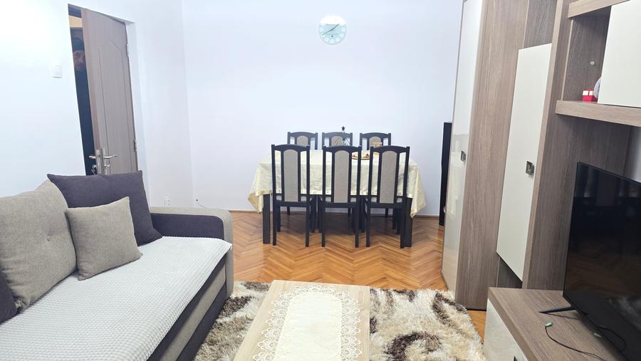 Apartament cu 3 camere decomandat în Gării