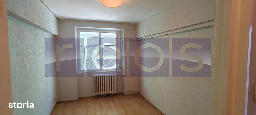Apartament cu 3 camere decomandat în Tineretului