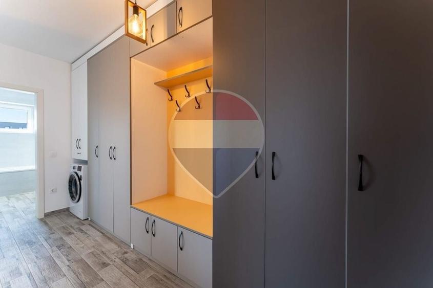 Apartament cu 2 camere semidecomandat, mobilat în Avantgarden