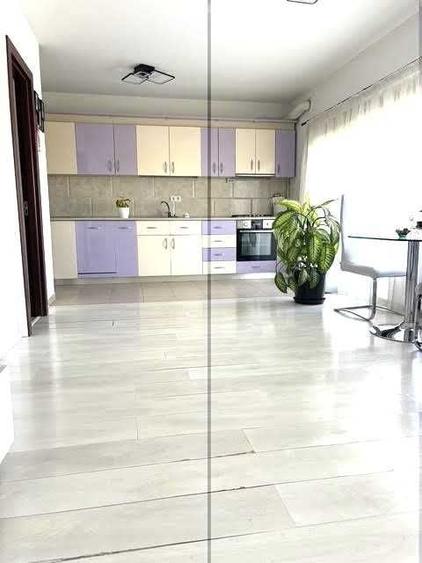 Apartament cu 2 camere decomandat în Odăile