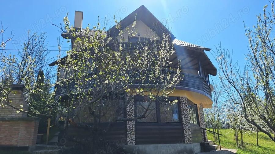 Casă în Ghioșești