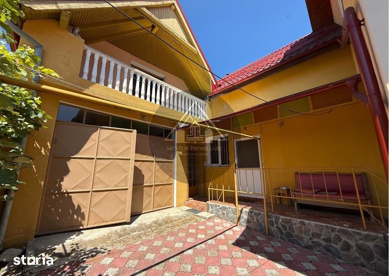 Casă cu 3 camere semidecomandat cu Teren 1002 Mp în Vitrometan