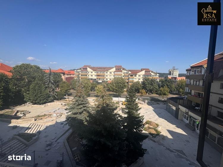Apartament cu 2 camere decomandat în Central