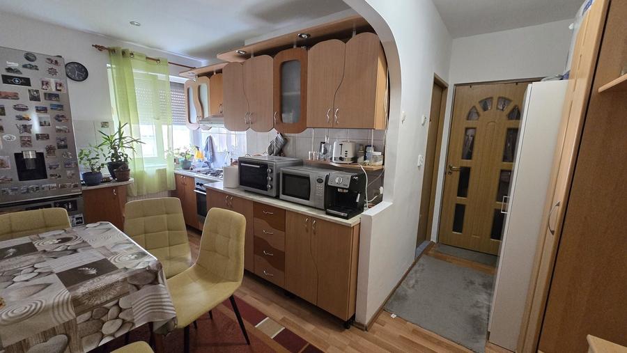 Apartament cu 2 camere nedecomandat în Iosia