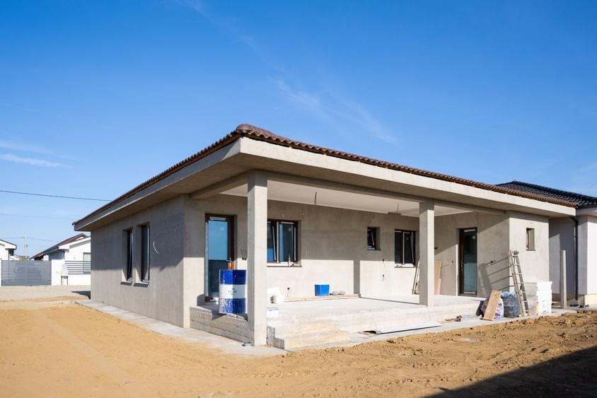 Casă cu 3 camere în Sântandrei
