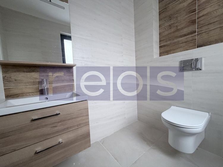 Casă individuală cu 5 camere cu Canalizare în Odăile