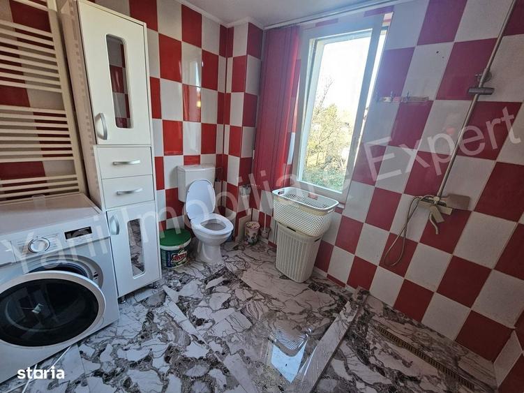 Casă cu 3 camere cu Teren 290 Mp în Central