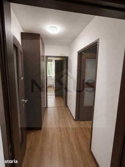 Apartament cu 3 camere semidecomandat în Giurgiului