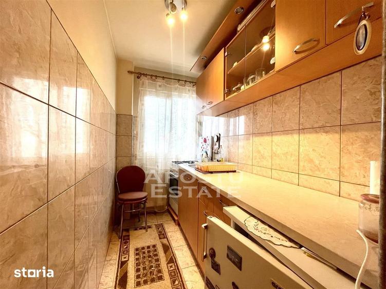 Apartament cu 2 camere semidecomandat în Girocului