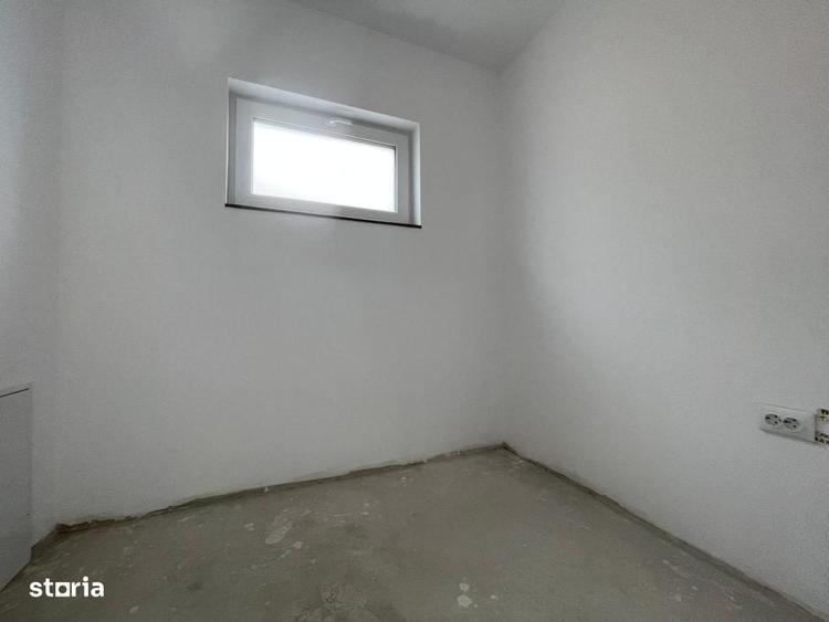 Casă cu 4 camere cu Teren 232 Mp în Central