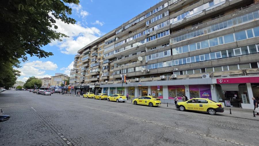 Spațiu comercial, de 81 mp, în Exterior Vest