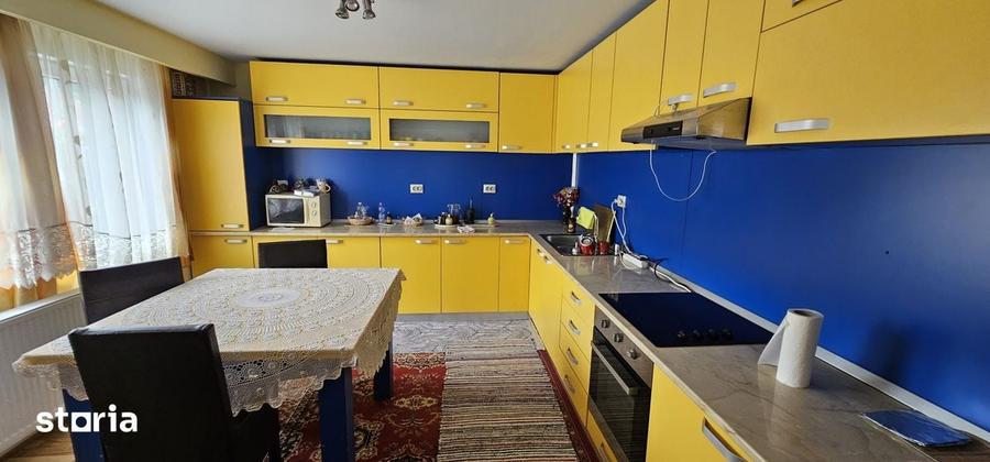 Casă cu 4 camere cu Teren 368 Mp în Coman