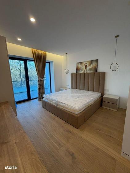 Apartament cu 4 camere în Băneasa