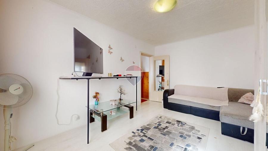 COMISION 0% Apartament cu 3 camere de vânzare, Decomandat, Sacele - 3