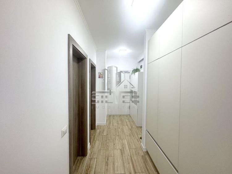Apartament cu 3 camere semidecomandat, mobilat în Florești