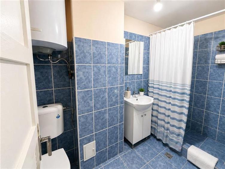 Duplex cu 4 camere cu Garaj în Gheorghe Doja