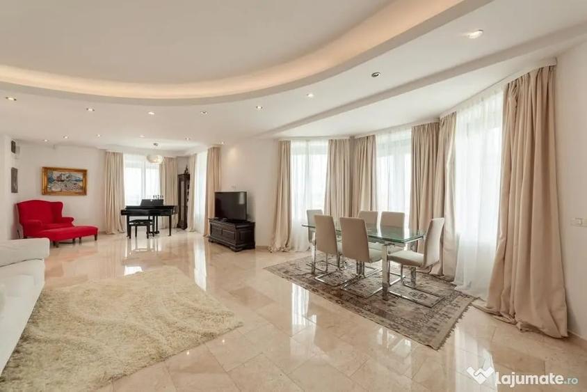 Casă cu 5 camere cu Teren 1255 Mp în Ștefănești