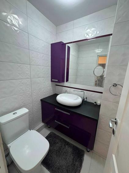Apartament cu 3 camere decomandat, mobilat în Vitan Mall