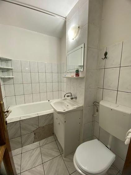 Apartament cu 2 camere decomandat în Narcisa