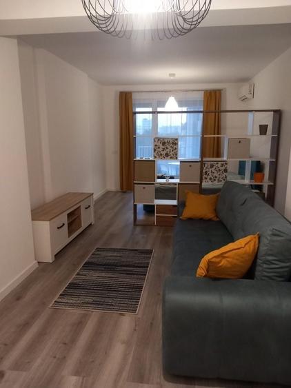 Apartament cu 2 camere semidecomandat, mobilat în Circumvalațiunii