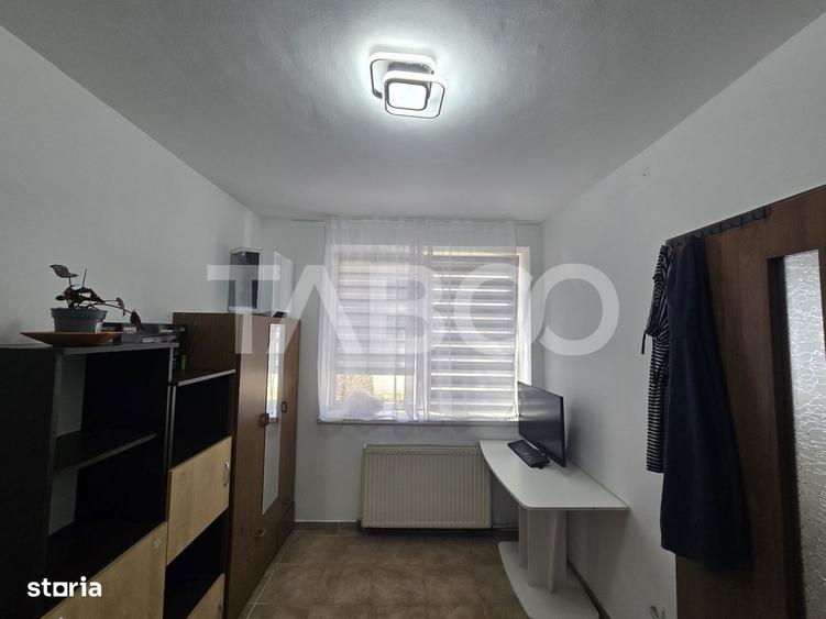 Apartament cu 2 camere nedecomandat, mobilat în Mihai Viteazul