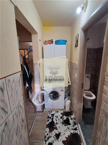 Apartament cu 3 camere decomandat, mobilat în Calea Poplăcii
