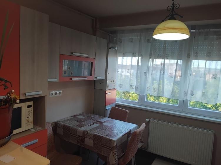 Apartament cu 2 camere semidecomandat în Lazaret
