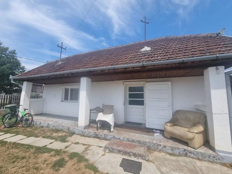 Casă cu 2 camere în Micula