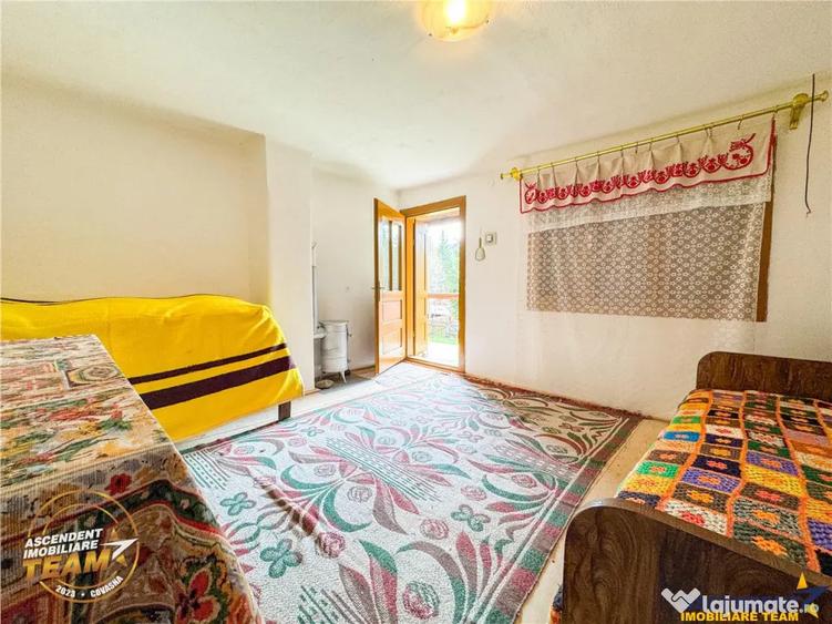 Casă cu 2 camere cu Teren 553 Mp în Sâncrai