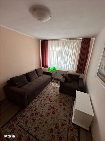 Apartament cu 3 camere decomandat în Turnișor