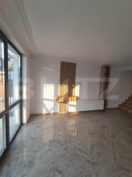 Casă cu 3 camere cu Teren 200 Mp în Sânpetru