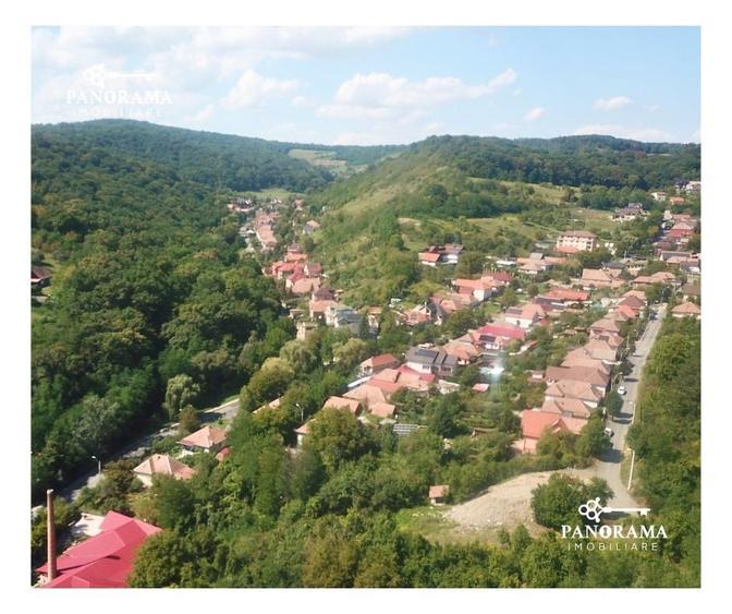 Teren Construcții intravilan de 809 mp, în Nord