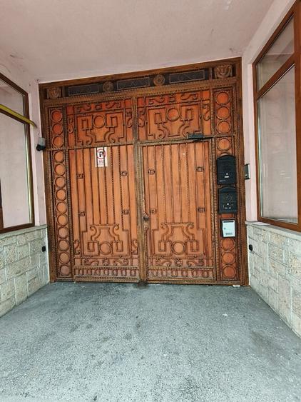 Apartament cu 2 camere în Petru Rareș