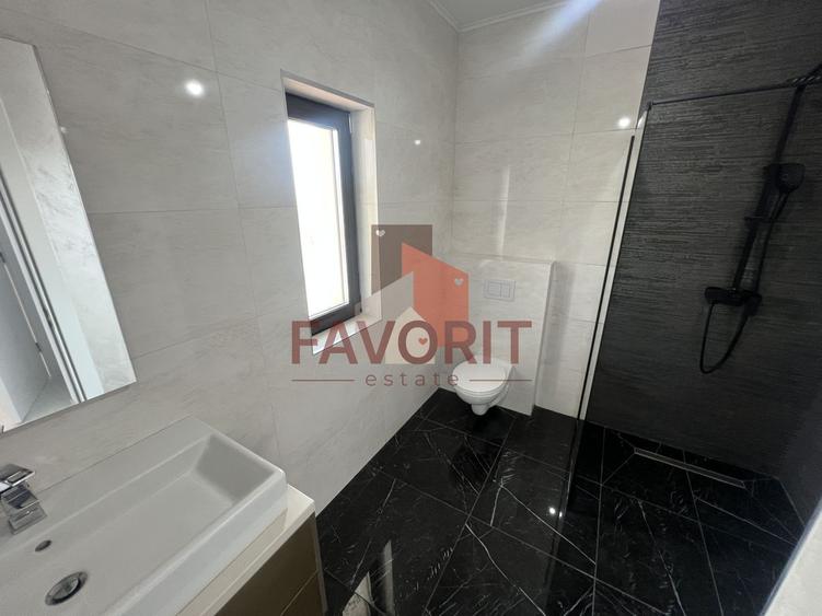 Duplex cu 5 camere cu Canalizare în Chișoda