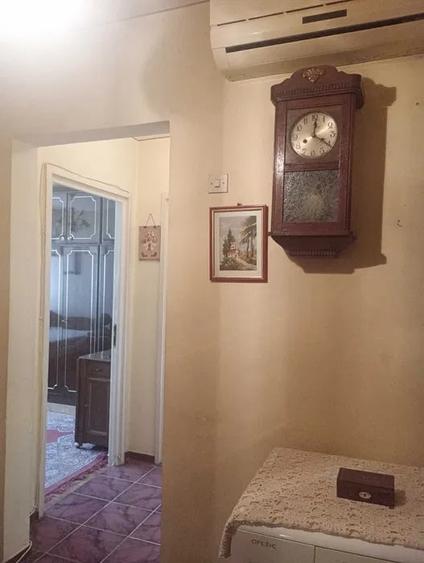 Apartament cu 2 camere decomandat în Podu Roș