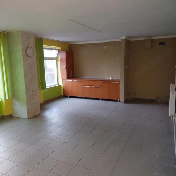 Spațiu comercial, de 58 mp, în Central