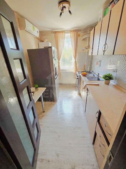 Apartament cu 2 camere semidecomandat, mobilat în Brazda lui Novac