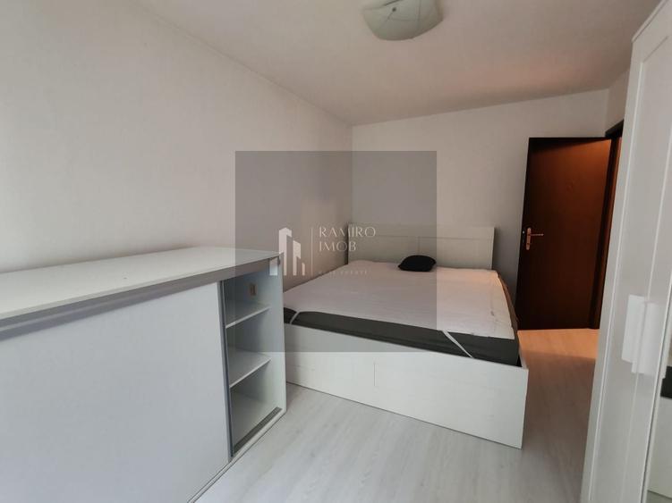 Apartament cu 3 camere semidecomandat, mobilat în Brâncoveanu