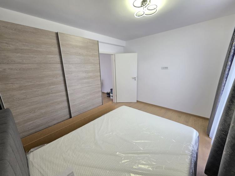 Apartament cu 3 camere decomandat în Sânpetru