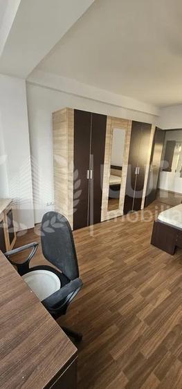 Apartament cu 3 camere decomandat, mobilat în Mărăști